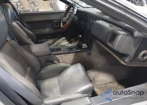 1986 Chevrolet Corvette из США, поврежденный, VIN 1G1YY0781G5118295